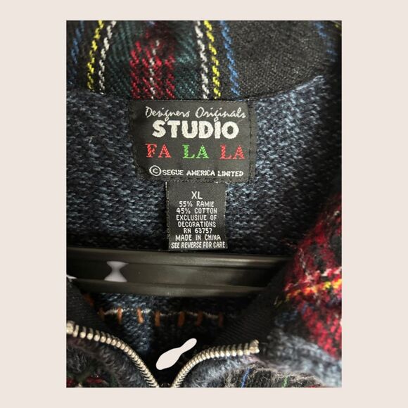 🎄 VTG UGLY CHRISTMAS SWEATER VEST ZIP UP STUDIO FA LA LA XL HEATHER BLUE PLAID - Picture 5 of 5